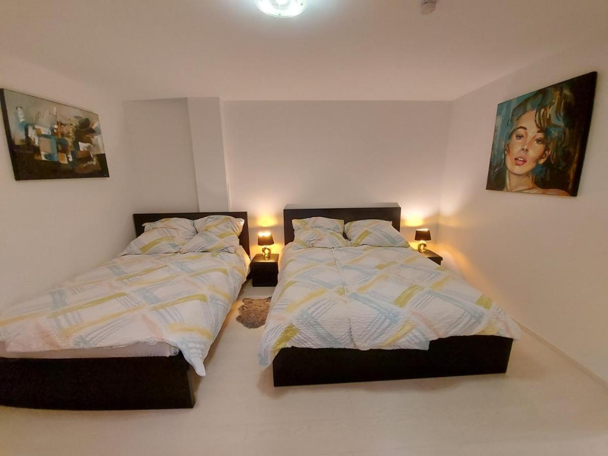 Several Different Rooms, Newly Furnished, In A New House In Vichten Kültér fotó